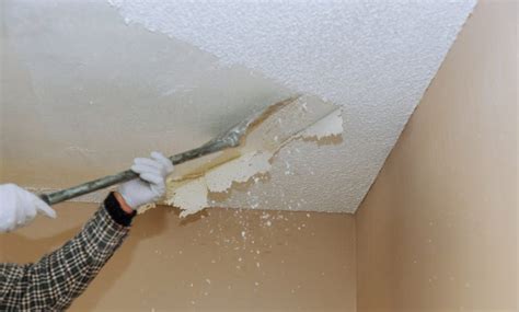 damp patch on ceiling, but no leak|Damp Patch on Ceiling But No Leak